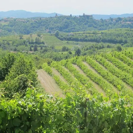 Cascina Della Rocca - *